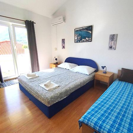 Apartment Jelas Živogošće Eksteriør billede