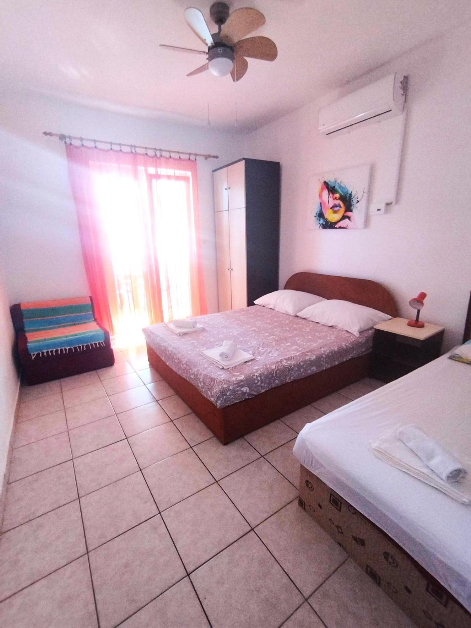 Apartment Jelas Živogošće Eksteriør billede