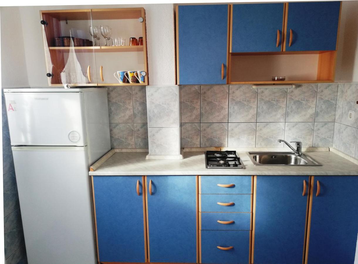 Apartment Jelas Živogošće Eksteriør billede